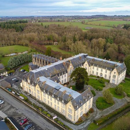 Отель Relais Le Bocage Pontmain Экстерьер фото